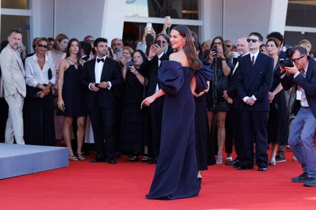 News - The Wizard Of The Kremlin (Le Mage Du Kremlin) Red Carpet - The 82nd Venice International Film Festival Alicia Vikander attends The Wizard Of The Kremlin (Le Mage Du Kremlin) red carpet during The 82nd Venice International Film Festival at Sala Grande on August 31, 2025 in Venice, Italy. Photo: Cinzia Camela. Lido di Venezia Palazzo del cinema Italy Copyright: xCinziaxCamelax xLiveMediax LPN_2002929