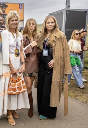 31-08-2025 Zandvoort Queen Maxima and Princess Alexia and Princess Amalia leaving the F1 Grand Prix of The Netherlands at Circuit Zandvoort. Â  Copyright: xPPEx