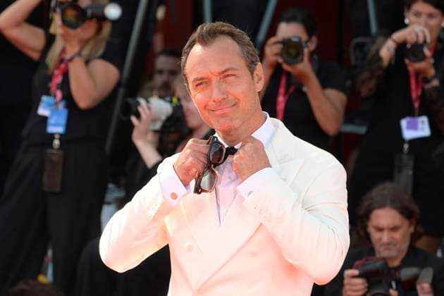 The wizard of Kremlin mivie red carpet in Venice Lido, Italy - 31 Aug 2025 Jude Law attends the red carpet of movie the wizard of Kremlin at 82 Venice Film Festival at Palazzo del cinema. Venice Lido Italy Copyright: xMarioxCartellix xSOPAxImagesx _DSC0357