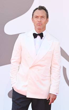 British actor Jude Law attends the premiere of The Wizard Of The Kremlin at the 82nd Venice Film Festival in Venice, Italy on Sunday, August 31, 2025.  VEN20250831154 RUNExHELLESTAD