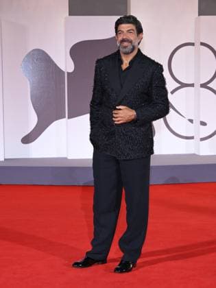 Venice, 82nd Venice International Film Festival 2025 - Evening 5 - Red Carpet The Maestro . Pictured: Pierfrancesco Favino  Copyright: xAlbertoxTerenghix xipa-agency.netx xPoolxPhotoxEventsx06x IPA_Agency_IPA63792656