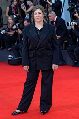 Mayim Bialik bei der Premiere des Kinofilms Father Mother Sister Brother auf der Biennale di Venezia 2025 82. Internationale Filmfestspiele von Venedig im Palazzo del Cinema. Venedig, 31.08.2025