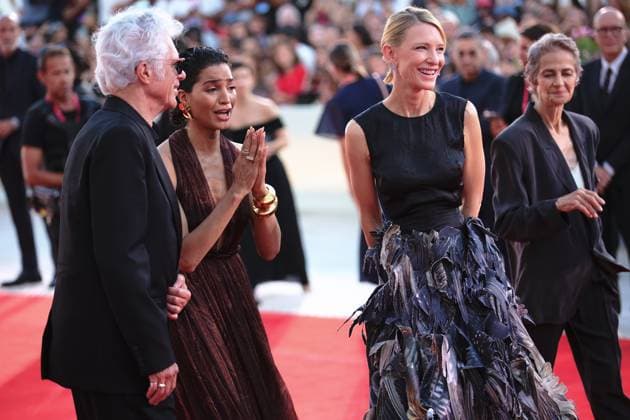 red carpet of the film Father Mother Sister Brother during the 82nd Venice Film Festival in Venice, Italy - 31 Aug 2025 Jim Jarmusch, Indya Moore, Cate Blanchett and Charlotte Rampling attend the red carpet of the film Father Mother Sister Brother at the Palazzo del Cinema during the 82nd Venice Film Festival. Venice Italy Copyright: x xMarcoxBaradax xSOPAxImagesx REDCARPETMOTHERFATHERSISTERBROTHER-80