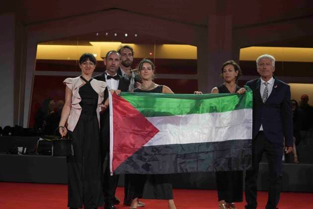 CELEBRITES : Festival international du film de Venise - 31 08 Venice, Italy, August 31 2025. SOUTIEN A LA PALESTINE on the red carpet for the screening of the film The Maestro at the 82nd Venice International Film Festival in Venice, Italy. Laurent Lairys PSNEWZ VENISEItaly  Copyright: xLaurentxLairysx