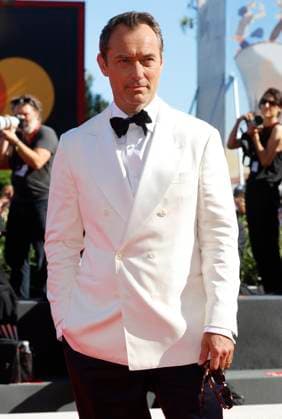 August 31, 2025, Venice, Italy: Jude Law attends the premiere of The Wizard Of The Kremlin during the 82nd Venice International Film Festival at Palazzo del Cinema on the Lido in Venice, Italy, on 31 August 2025. Photo: Venice Italy - ZUMAm179 20250831_zep_m179_078 Copyright: xAlecxMichaelx