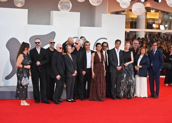 Father Mother Sister Brother red carpet in Venezia - 31 Aug 2025 Cate Balnchett attends the red carpet of film Father Mother Brother Sister at 82nd Venice Film Festival. Venezia Italy Copyright: xAntoninoxD Espositox xSOPAxImagesx ADES906
