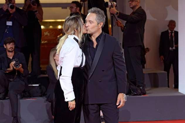 Francesca Barra mit Ehemann Claudio Santamaria bei der Verleihung vom Filming Italy Venice Award auf der Biennale di Venezia 2025 82. Internationale Filmfestspiele von Venedig im Palazzo del Cinema. Venedig, 31.08.2025