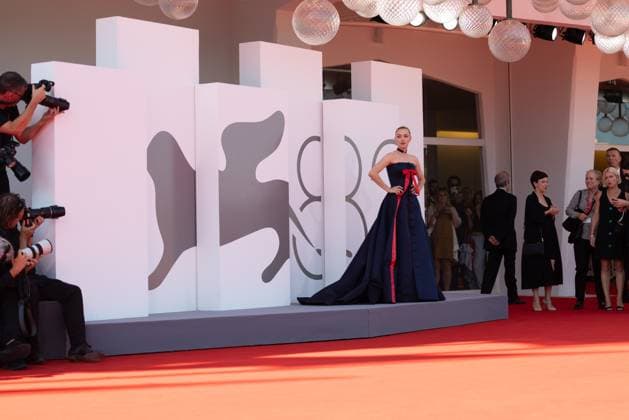82. Internationalen Filmfestspiele von Venedig Venedig, Italien - 1. September 2025: Amanda Seyfried während des Roten Teppichs von - The Testament of Ann Lee - während der 82. Internationalen Filmfestspiele von Venedig. Italien