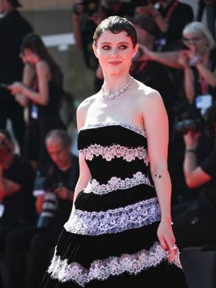 Venice, 82nd Venice International Film Festival 2025 - Evening 6 - Red Carpet for the film The Testament of Ann Lee . Pictured: Thomasin McKenzie  Copyright: xSimonexComix xipa-agency.netx xPoolxPhotoxEventsx06x IPA_Agency_IPA63875726