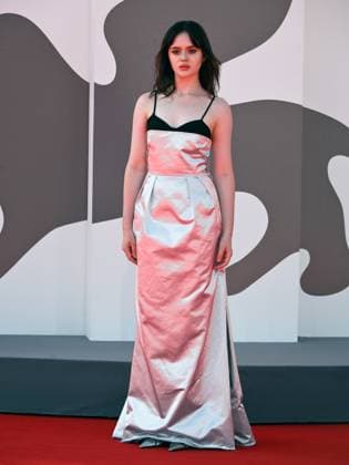 Venice, 82nd Venice International Film Festival 2025 - Evening 6 - Red Carpet for the film The Testament of Ann Lee . Pictured: Viola Prettejohn  Copyright: xSimonexComix xipa-agency.netx xPoolxPhotoxEventsx06x IPA_Agency_IPA63877927
