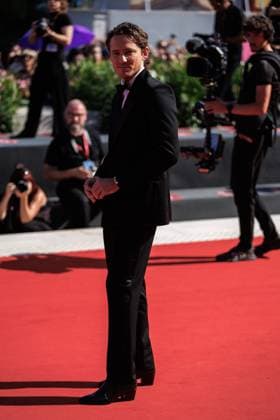 Red carpet of the film The Testament of Ann Lee at the 82nd Venice Film Festival in Venice - 01 Sept 2025 American actor Lewis Pullman attends the red carpet of the film The Testament of Ann Lee at the 82nd Venice Film. Venice Italy Copyright: xMarcoxBaradax xSOPAxImagesx REDCARPETTHETESTAMENTOFANNLEE-9