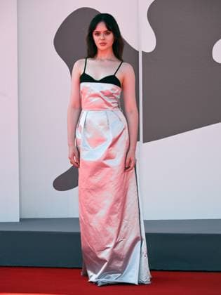 Venice, Italy: Venice, 82nd Venice International Film Festival 2025 - Evening 6 - Red Carpet for the film The Testament of Ann Lee . Pictured: Viola Prettejohn Venice Italy  - ZUMAp169 20250901_zea_p169_977 Copyright: xSimonexComix