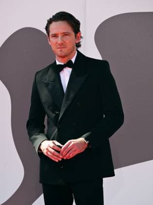 Venice, Italy: Venice, 82nd Venice International Film Festival 2025 - Evening 6 - Red Carpet for the film The Testament of Ann Lee . Pictured: Lewis Pullman Venice Italy  - ZUMAp169 20250901_zea_p169_1008 Copyright: xSimonexComix
