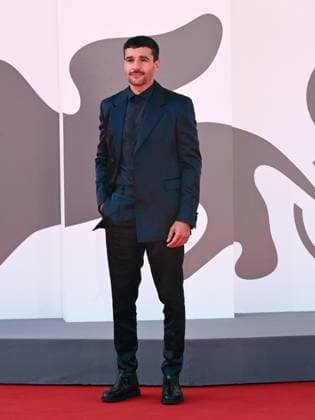 Venice, Italy: Venice, 82nd Venice International Film Festival 2025 - Evening 6 - Red Carpet for the film The Testament of Ann Lee . Pictured: Christopher Abbott Venice Italy  - ZUMAp169 20250901_zea_p169_979 Copyright: xSimonexComix