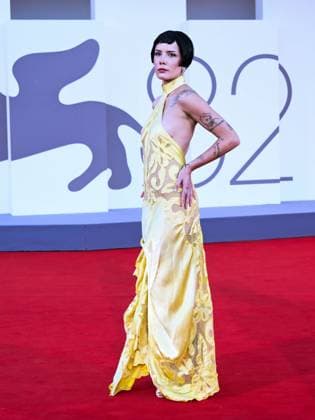 Venice, 82nd Venice International Film Festival 2025 - evening 6, red carpet of the film The Smashing Machine In the photo: Halsey  Copyright: xSimonexComix xipa-agency.netx xPoolxPhotoxEventsx06x IPA_Agency_IPA63881459