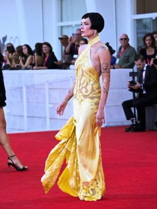 Venice, 82nd Venice International Film Festival 2025 - evening 6, red carpet of the film The Smashing Machine In the photo: Halsey  Copyright: xSimonexComix xipa-agency.netx xPoolxPhotoxEventsx06x IPA_Agency_IPA63881462