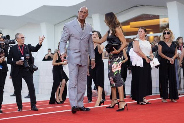 82. Internationalen Filmfestspiele von Venedig Venedig, Italien - 1. September 2025: Dwayne Johnson aka The Rock während des Roten Teppichs von - The Smashing Machine - während der 82. Internationalen Filmfestspiele von Venedig. Italien