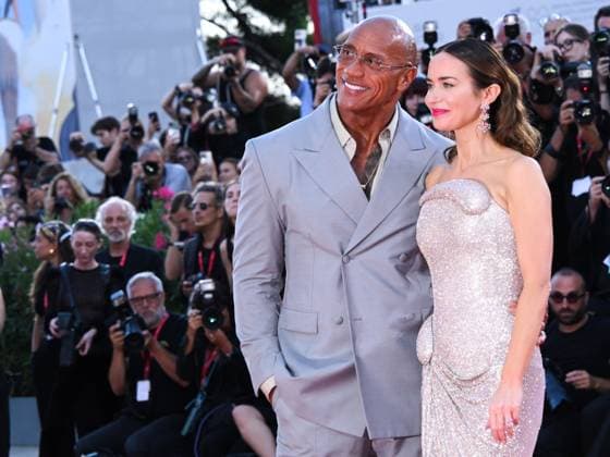 Venice, Italy: Venice, 82nd Venice International Film Festival 2025 - Evening 6, red carpet for the film The Smashing Machine. Pictured: Emily Blunt, Dwayne Johnson Venice Italy  - ZUMAp169 20250901_zea_p169_1299 Copyright: xAlbertoxTerenghix