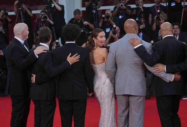 September 1, 2025, Venise, Venetie, ITALY: Venice, Italy, September 01 2025. TEAM FILMS on the red carpet for the screening of the film The Smashing Machine at the 82nd Venice International Film Festival in Venice, Italy. Venise ITALY - ZUMAl193 1065937416st Copyright: xLaurentxLairysx