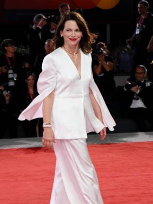 Venice, 82nd Venice International Film Festival 2025 - Evening 6 - Red Carpet for the film Portobello Pictured: Barbora Bobulova  Copyright: xAlbertoxTerenghi PoolxPhotoxEventsx06x xipa-agency.netx xPoolxPhotoxEventsx06x IPA_Agency_IPA63886323
