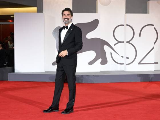 Venice, 82nd Venice International Film Festival 2025 - Evening 6, red carpet for the film Portobello In the photo Fabrizio Gifuni  Copyright: xSimonexComix xipa-agency.netx xPoolxPhotoxEventsx06x IPA_Agency_IPA63886835