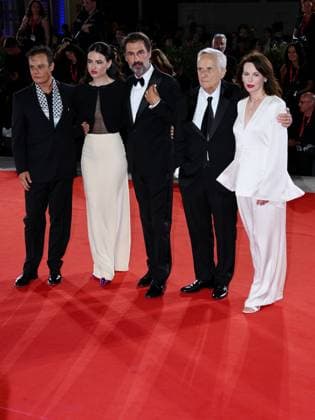 Venice, 82nd Venice International Film Festival 2025 - Evening 6 - Red Carpet for the film Portobello Pictured: Barbora Bobulová, Fabrizio Gifuni, Marco Bellocchio, Lino Musella, Romana Maggiora Vergano  Copyright: xAlbertoxTerenghi PoolxPhotoxEventsx06x xipa-agency.netx xPoolxPhotoxEventsx06x IPA_Agency_IPA63887511