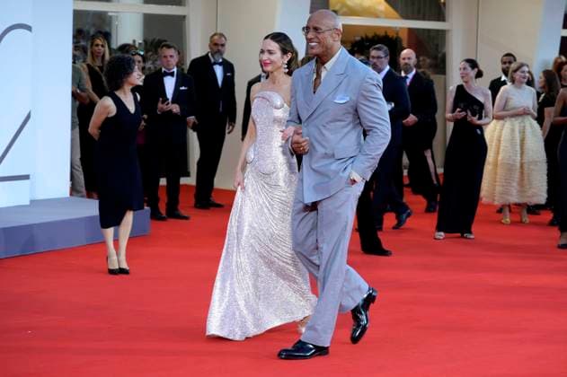 Emily Blunt und Dwayne Johnson bei der Premiere des Kinofilms The Smashing Machine auf der Biennale di Venezia 2025 82. Internationale Filmfestspiele von Venedig im Palazzo del Cinema. Venedig, 01.09.2025