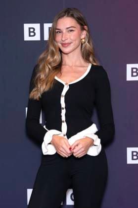 Zara McDermott bei der Premiere der BBC Doku-Serie Thailand: The Dark Side of Paradise im Charlotte Street Hotel. London, 01.09.2025