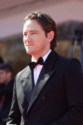 The Testament Of Ann Lee Red Carpet - The 82nd Venice International Film Festival Lewis Pullman attends The Testament Of Ann Lee red carpet during the 82nd Venice International Film Festival on September 01, 2025 in Venice, Italy  Copyright: xKazukoxWakayamax