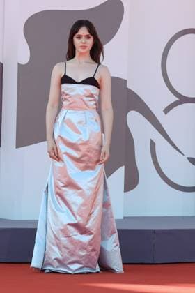 The Testament Of Ann Lee Red Carpet - The 82nd Venice International Film Festival Viola Prettejohn attends The Testament Of Ann Lee red carpet during the 82nd Venice International Film Festival on September 01, 2025 in Venice, Italy  Copyright: xKazukoxWakayamax