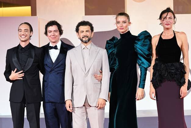 Venice, 82nd Venice International Film Festival 2025 - evening 6, red carpet of the film Orfeo In the photo: Luca Vergoni, Virgilio Villoresi, Vinicio Marchioni, Giulia Maenza and Aomi Muyock  Copyright: xManuelexMangiarottix xipa-agency.netx xPoolxPhotoxEventsx06x IPA_Agency_IPA63891080