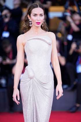 The Smashing Machine Red Carpet - The 82nd Venice International Film Festival - 01 Sep 2025 Emily Blunt attends The Smashing Machine red carpet during the 82nd Venice International Film Festival. Venice Lido Italy Copyright: xDanielexCifalax xSOPAxImagesx _CIF7814