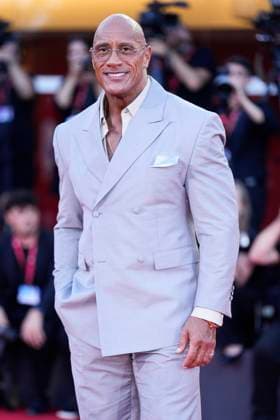 The Smashing Machine Red Carpet - The 82nd Venice International Film Festival - 01 Sep 2025 Dwayne Johnson attends The Smashing Machine red carpet during the 82nd Venice International Film Festival. Venice Lido Italy Copyright: xDanielexCifalax xSOPAxImagesx _CIF7888