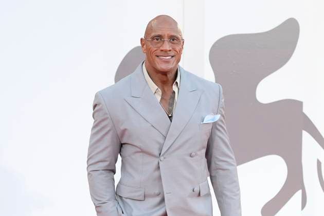 The Smashing machine red carpet in Italy - 01 Sept 2025 Dwayne Johnson attends the red carpet of the film The smashing machine at 82 Venice Film Festival at Palazzo del cinema. Venice Lido Italy Copyright: xMarioxCartellix xSOPAxImagesx _DSC5183