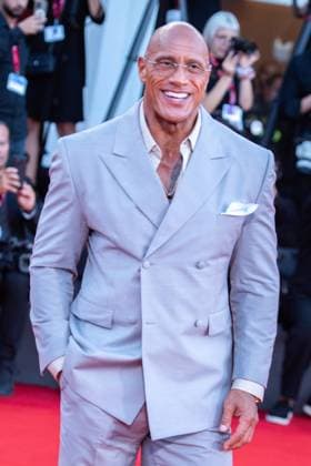 The Smashing Machine red carpet during the 82nd Venice International Film Festival - 01 Sept 2025 Dwayne Johnson attends The Smashing Machine red carpet during the 82nd Venice International Film Festival. Venice Italy Copyright: xLoredanaxSangiulianox xSOPAxImagesx LSangiuliano-2926