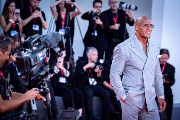 The Smashing Machine red carpet during the 82nd Venice International Film Festival - 01 Sept 2025 Dwayne Johnson attends The Smashing Machine red carpet during the 82nd Venice International Film Festival. Venice Italy Copyright: xLoredanaxSangiulianox xSOPAxImagesx LSangiuliano-2954