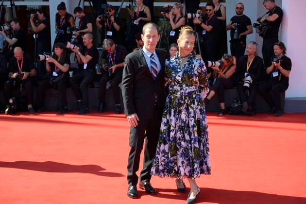 The testament of Ann Lee red carpet in Venice Lido - 01 Sept 2025 Tim Blake (l) and wife (r) attend the red carpet of film The testament of Ann Lee at 82 Venice Film Festival at Palazzo del cinema. Venice Lido Italy Copyright: xMarioxCartellix xSOPAxImagesx _DSC0449