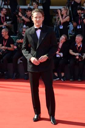 The testament of Ann Lee red carpet in Venice Lido - 01 Sept 2025 Lewis Pullman attends the red carpet of film The testament of Ann Lee at 82 Venice Film Festival at Palazzo del cinema. Venice Lido Italy Copyright: xMarioxCartellix xSOPAxImagesx _DSC0496