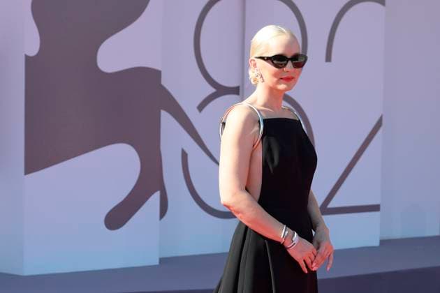 The testament of Ann Lee red carpet in Venice Lido - 01 Sept 2025 Mona Fastvold attends the red carpet of film The testament of Ann Lee at 82 Venice Film Festival at Palazzo del cinema. Venice Lido Italy Copyright: xMarioxCartellix xSOPAxImagesx _DSC0560