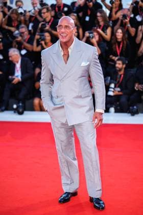 Red carpet of the film the Smashing Machine in Venice, Italy - 01 Sept 2025 Dwayne Johnson attends the red carpet of the film The Smashing Machine at the 82nd Venice Film. Venice Italy Copyright: xMarcoxBaradax xSOPAxImagesx REDCARPETHESMASHINGMACHINE-12