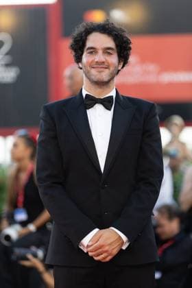 The Smashing Machine red carpet at Venice Film Festival VENICE, ITALY - SEPTEMBER 01: Benny Safdie at The Smashing Machine red carpet during the 82nd Venice International Film Festival on September 01, 2025 in Venice, Italy. CAP KA Kristina Afanasyeva Venice ITALY Copyright: xKristinaxAfanasyeva CapitalxPicturesx