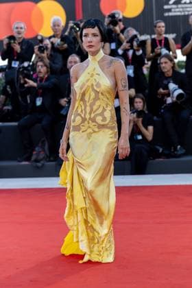 The Smashing Machine red carpet at Venice Film Festival VENICE, ITALY - SEPTEMBER 01: Halsey and Avan Jogia at The Smashing Machine red carpet during the 82nd Venice International Film Festival on September 01, 2025 in Venice, Italy. CAP KA Kristina Afanasyeva Venice ITALY Copyright: xKristinaxAfanasyeva CapitalxPicturesx