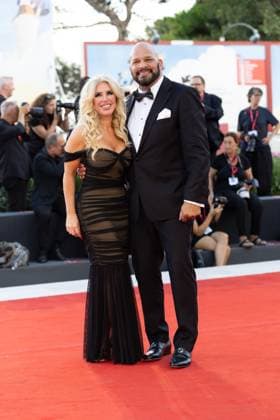 The Smashing Machine red carpet at Venice Film Festival VENICE, ITALY - SEPTEMBER 01: Franci Alberding and Mark Kerr attend The Testament Of Ann Lee red carpet during the 82nd Venice International Film Festival on September 01, 2025 in Venice, Italy. CAP KA Kristina Afanasyeva Venice ITALY Copyright: xKristinaxAfanasyeva CapitalxPicturesx