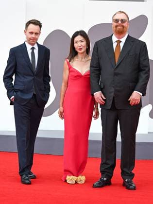 Venice, 82nd Venice International Film Festival 2025 - Evening 7 - Red Carpet of Marc by Sofial - Pictured: RJ Cutler, Jane Cha Cutler, Trevor Smith  Copyright: xManuelexMangiarottix xipa-agency.netx xPoolxPhotoxEventsx06x IPA_Agency_IPA63943029