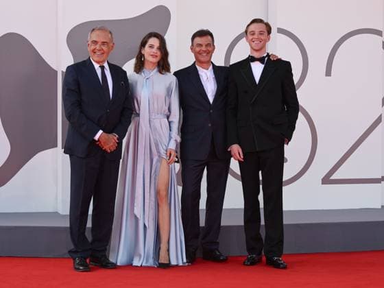 Venice, 82nd Venice International Film Festival 2025 - evening 7 - red carpet for the film L Etranger (The Stranger) In the photo: Alberto Barbera, François Ozon, Rebecca Marder, Benjamin Voisin  Copyright: xSimonexComix xipa-agency.netx xPoolxPhotoxEventsx06x IPA_Agency_IPA63959526