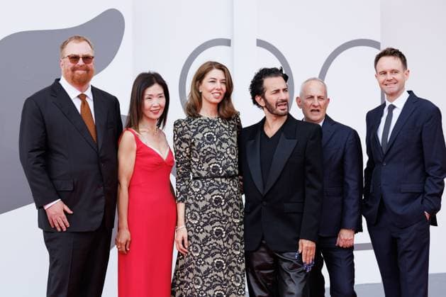 News - Sofia Coppola and Marc Jacobs, details, attend Marc By Sofia red carpet during the 82nd Venice International Film Festival on September 02, 2025 in Venice, Italy. (L-R) R.J. Cutler, Jane Cha Cutler, Sofia Coppola, Marc Jacobs, Chad Sipkin and Trevor Smith attend Marc By Sofia red carpet during the 82nd Venice International Film Festival on September 02, 2025 in Venice, Italy. Photo: Cinzia Camela. Lido di Venezia Palazzo del Cinema Italy Copyright: xCinziaxCamelax xLiveMediax LPN_2006226