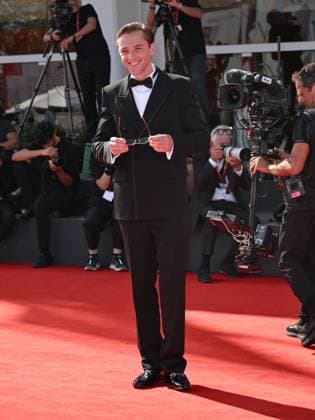 Venice, ITALY: Venice, 82nd Venice International Film Festival 2025 - evening 7 - red carpet for the film L Etranger (The Stranger) In the photo: Benjamin Voisin Venice ITALY  - ZUMAp169 20250902_zea_p169_1175 Copyright: xSimonexComix
