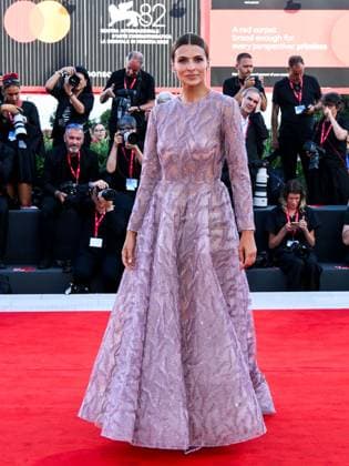 Venice, 82nd Venice International Film Festival 2025 - evening 7 - red carpet for the film A House of Dynamite. Pictured: Cristina Chiabotto  Copyright: xAlbertoxTerenghix xipa-agency.netx xPoolxPhotoxEventsx06x IPA_Agency_IPA63963756