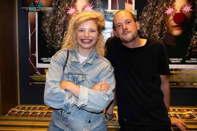 Luisa-Celine Gaffron und Florian Pochlatko bei der Premiere des Kinofilms How to Be Normal im Metropol. Düsseldorf, 02.09.2025