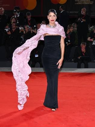 Venice, Italy: Venice, 82nd Venice International Film Festival 2025 - evening 7 - red carpet Dead Man s Wire In the photo: Venice Italy  - ZUMAp169 20250902_zea_p169_2130 Copyright: xAlicexBassox